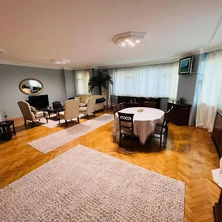 Large 3br Flat In Osmanbey, Sisli, W/lift & Ac Istambul